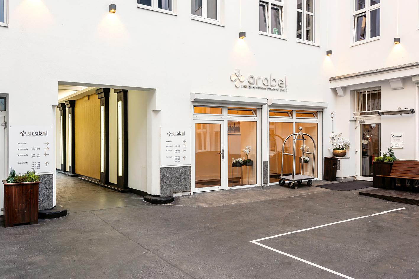 Arabel Design Apartments Berlín Exterior foto The hotel's entrance